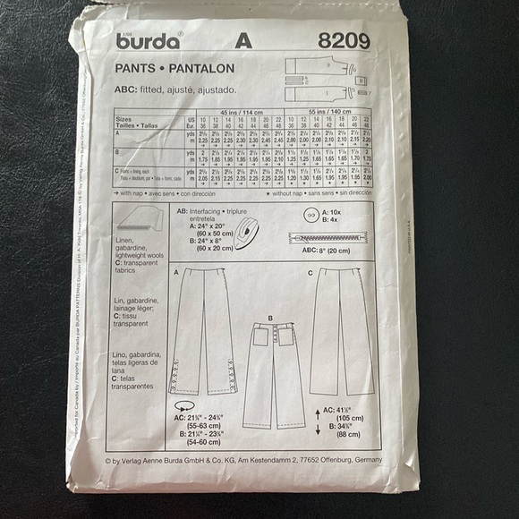 Burda 8209 sewing pattern uncut - Picture 2 of 4